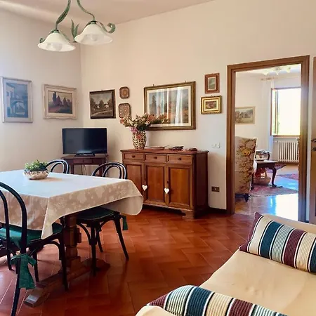 Apartment Dei Pini Montopoli in Val d'Arno